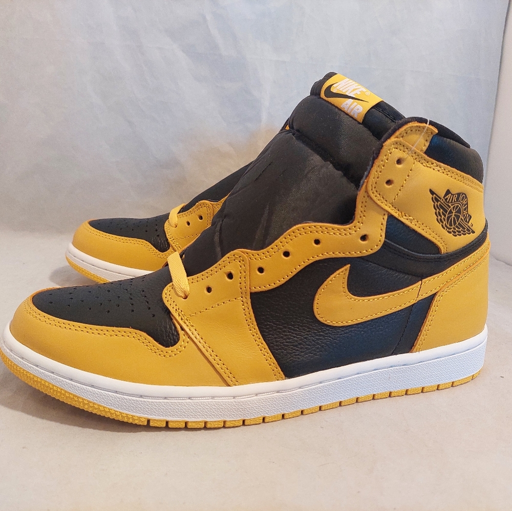 Nike Air Jordan 1 High Retro OG Pollen Sneakers 555088-701 Men's Size 10.5.